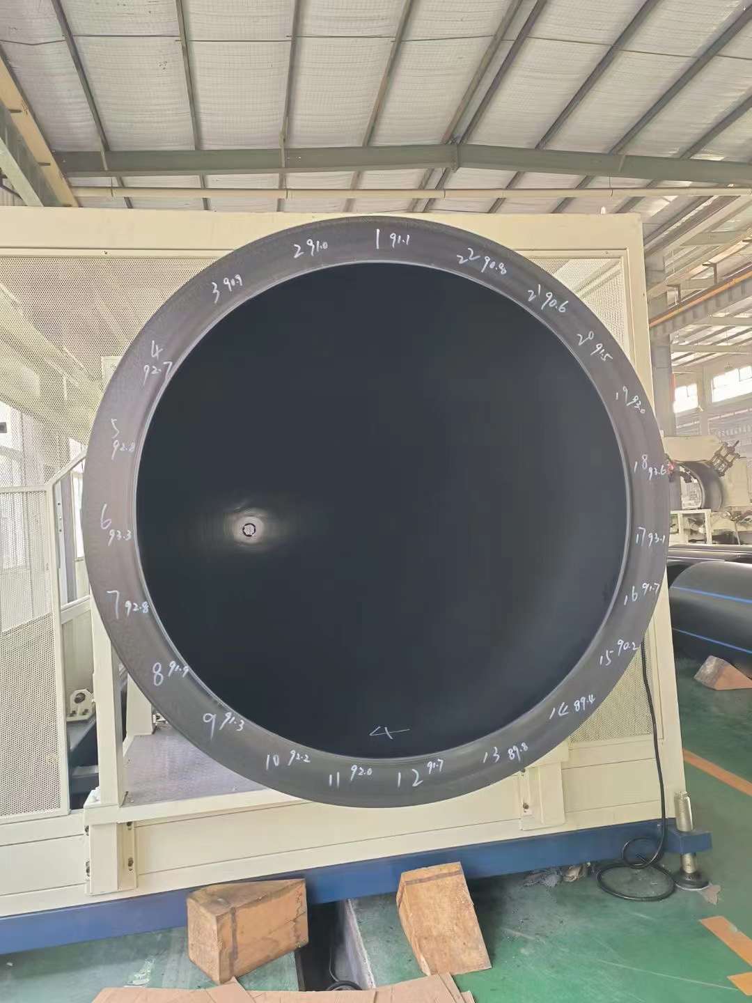 Țevi de grosime mare și diametru mare: cum să evitați căderea în extrudarea țevilor