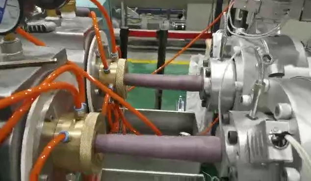 Linie de extrudare a conductelor PPR de mare viteză: obținerea „triplului câștig” de viteză, stabilitate și eficiență a costurilor